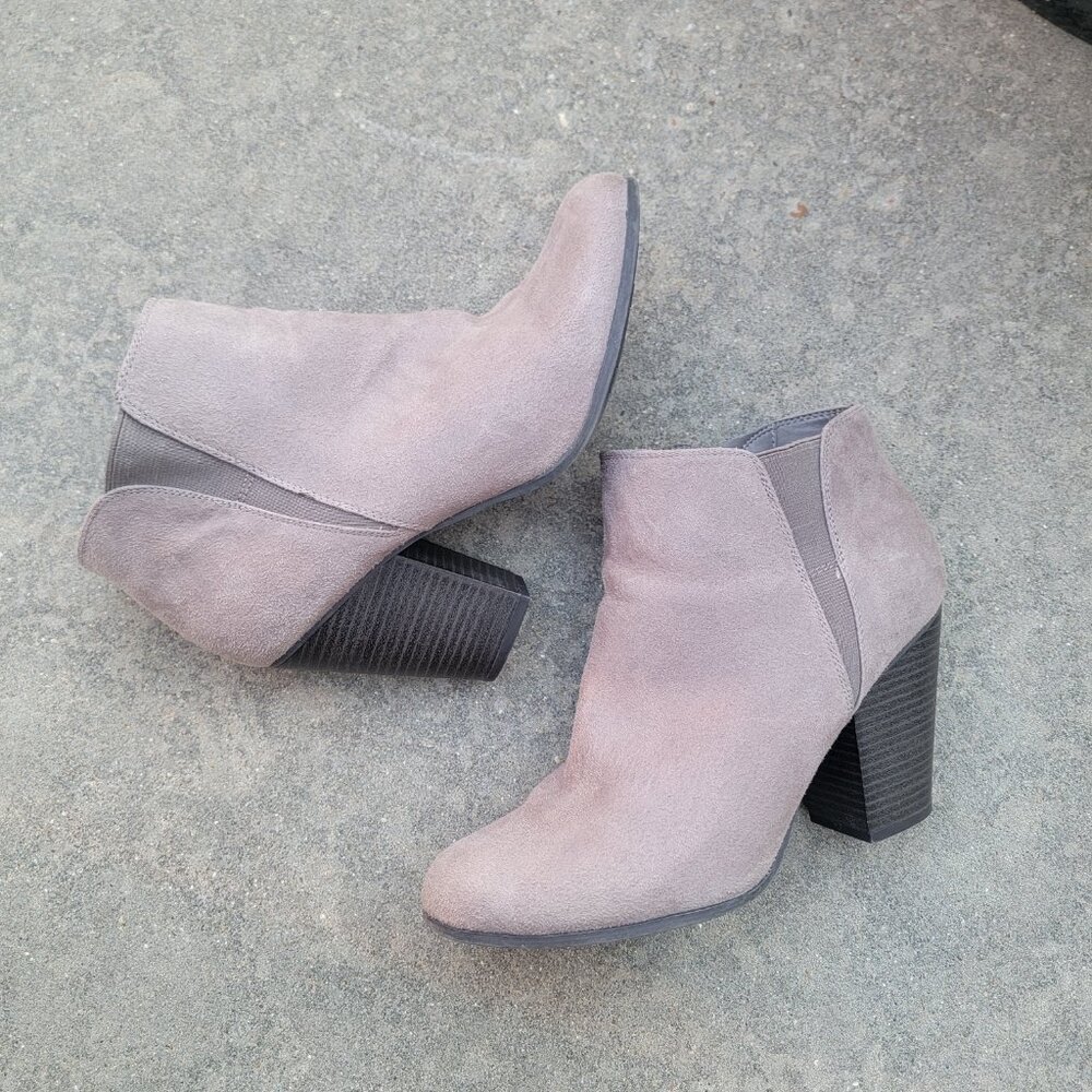 Fergalicious by Fergie Ankle Bootie Women's Size 9.5 Mushroom Color Size Zip